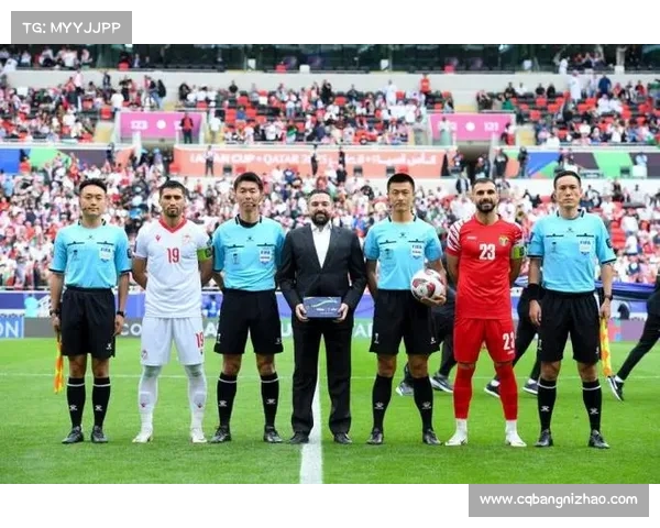 中国板球裁判历史性获得国际认证 将执法亚洲杯赛事 中国板球裁判历史性获得国际认证 将执法亚洲杯赛事